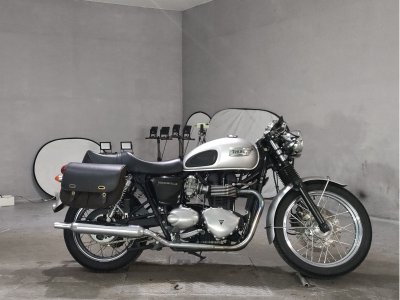 Triumph BONNEVILLE SE