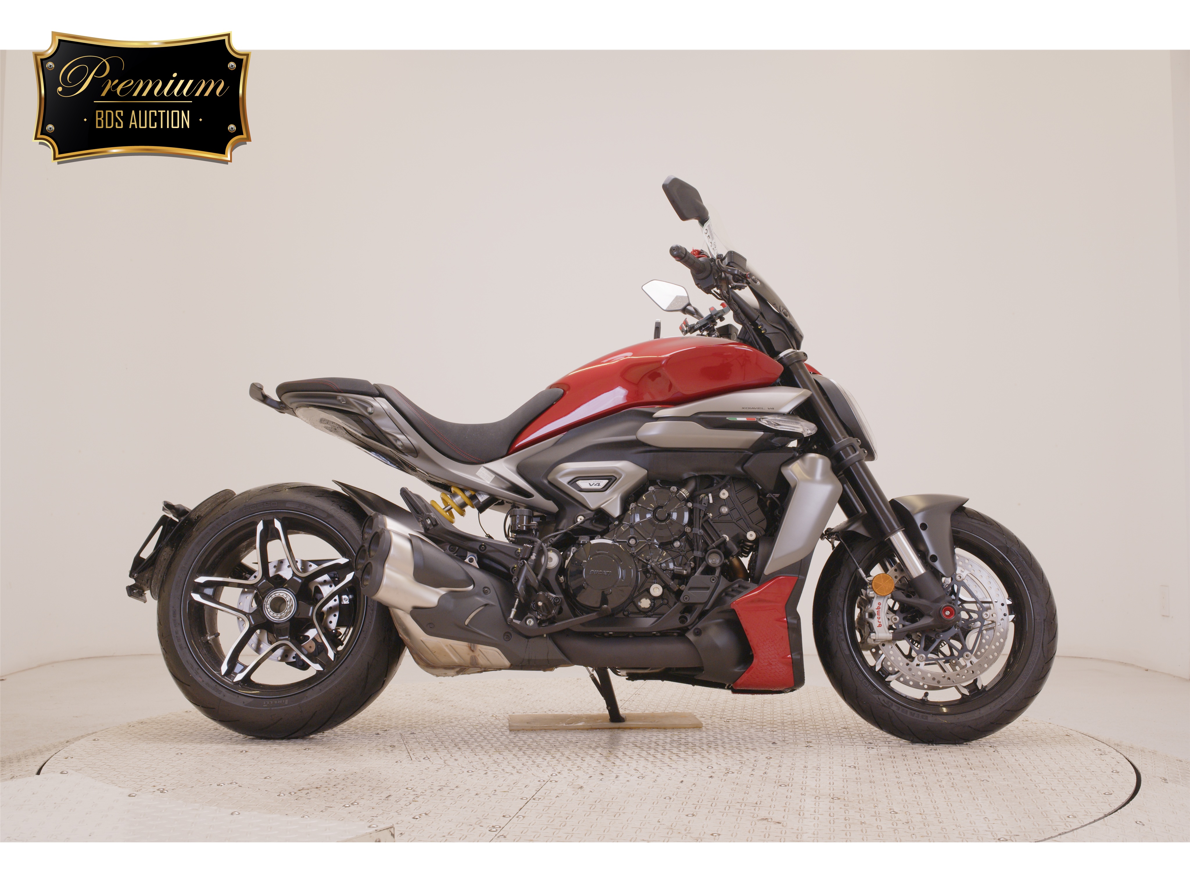 Ducati DIAVEL V4