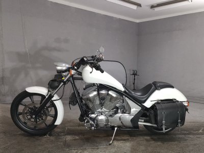 Honda VT1300CX FURY — фото 2