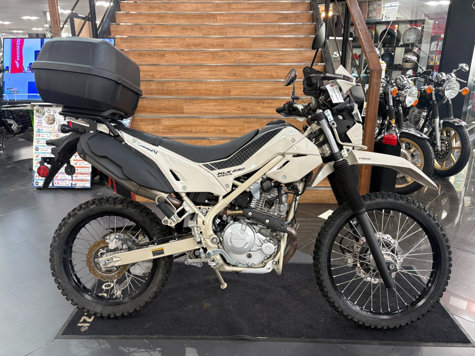 Kawasaki KLX230 SHERPA