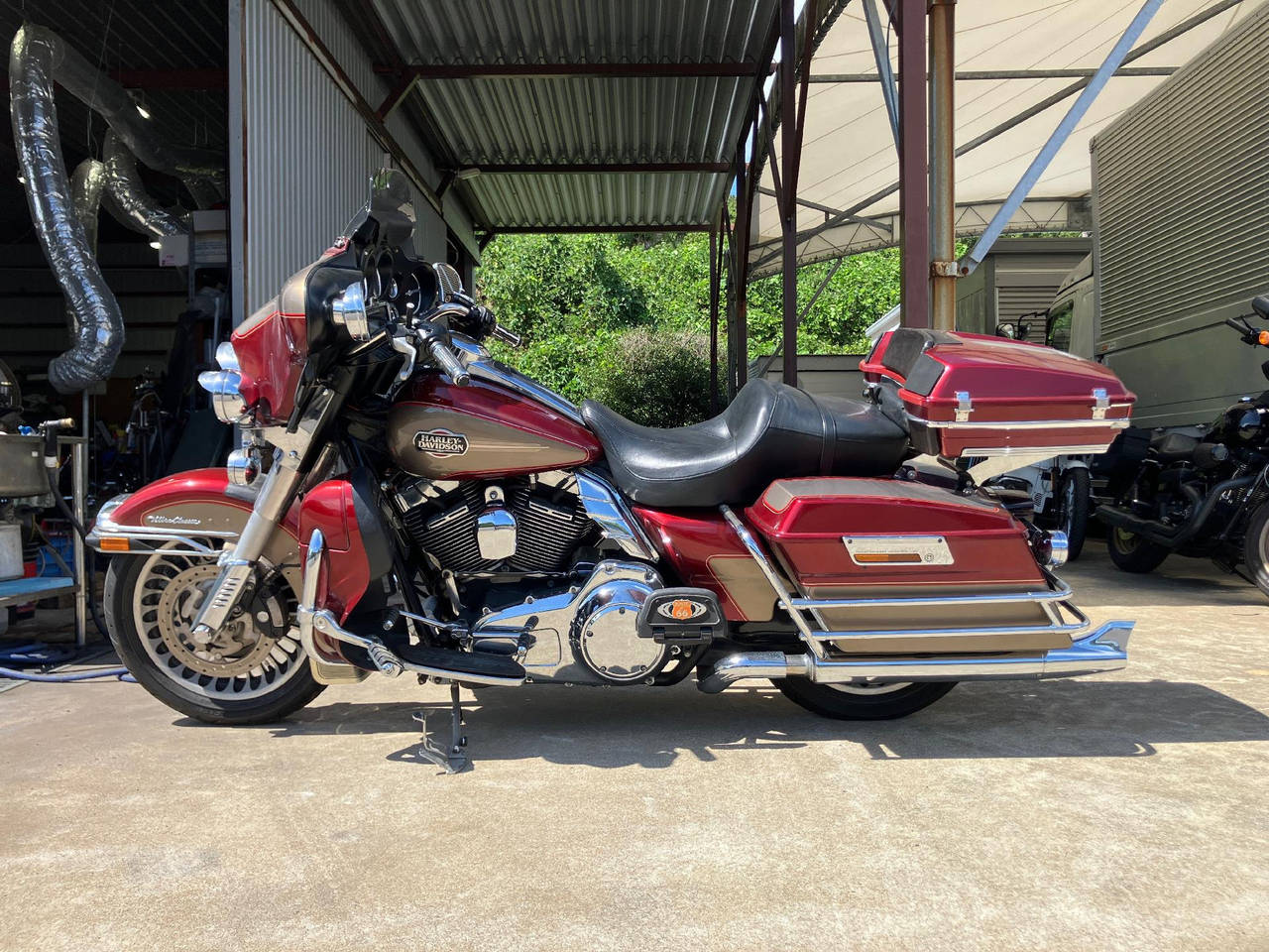 HD ELECTRA GLIDE FLHTCU TRIKE