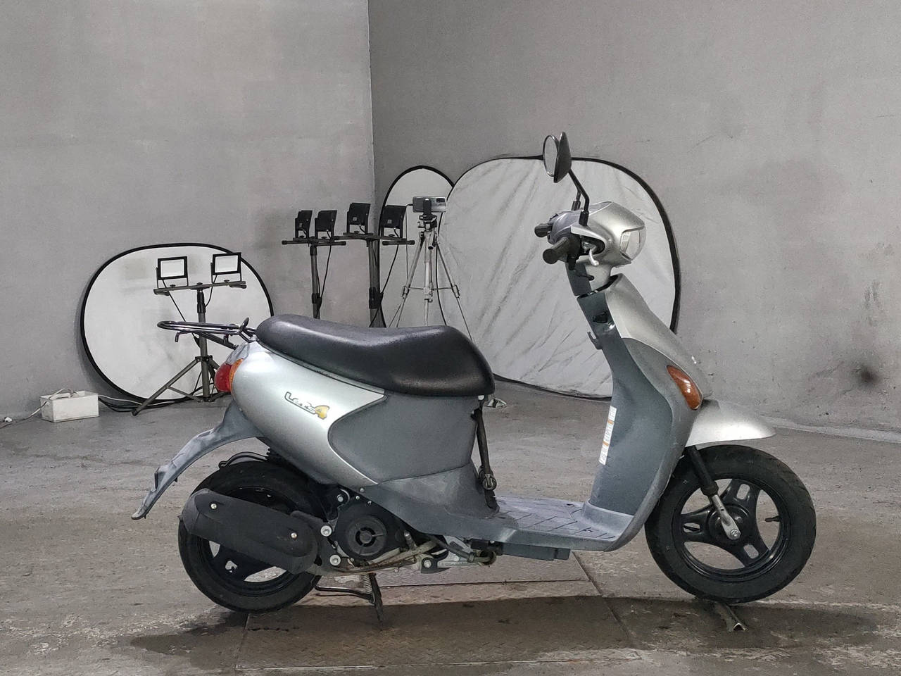 Suzuki LETS4