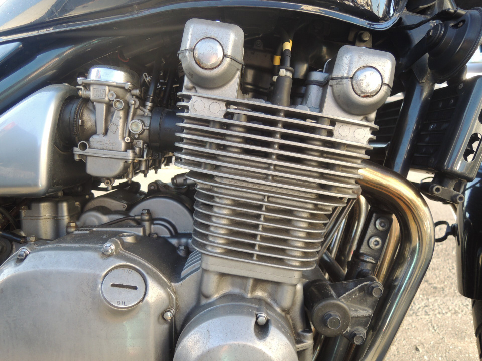 Kawasaki ZEPHYR1100 — фото 4
