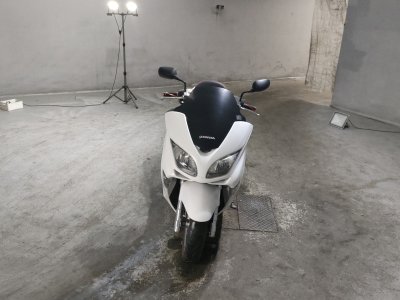 Honda FORZA Z — фото 3