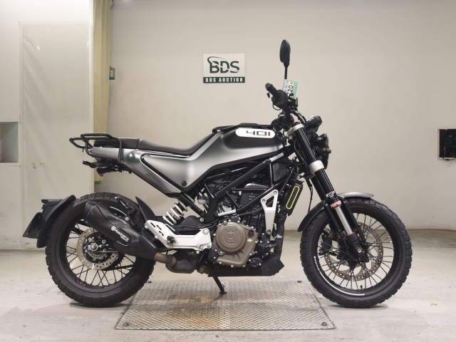 Husqvarna SVARTPILEN 401