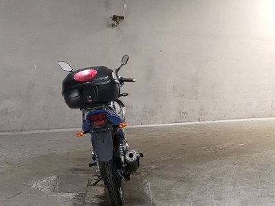 Yamaha YBR125 — фото 4