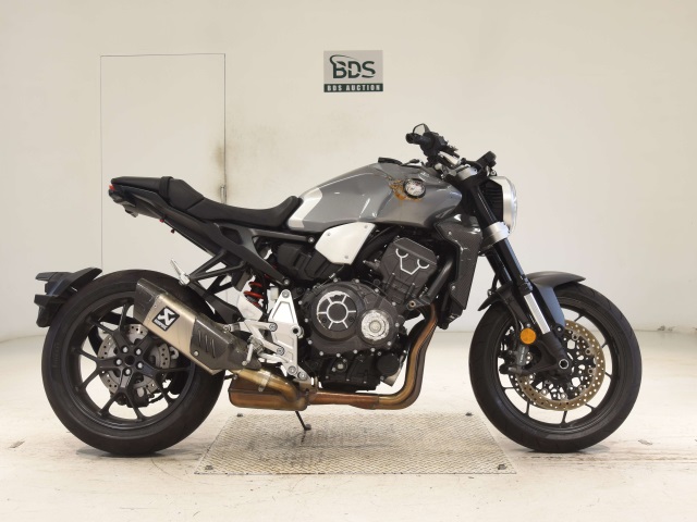 Honda CB1000R-2