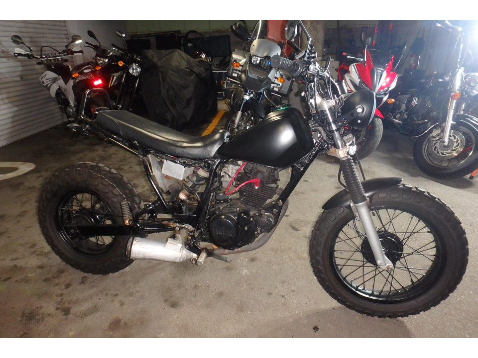 Yamaha TW200