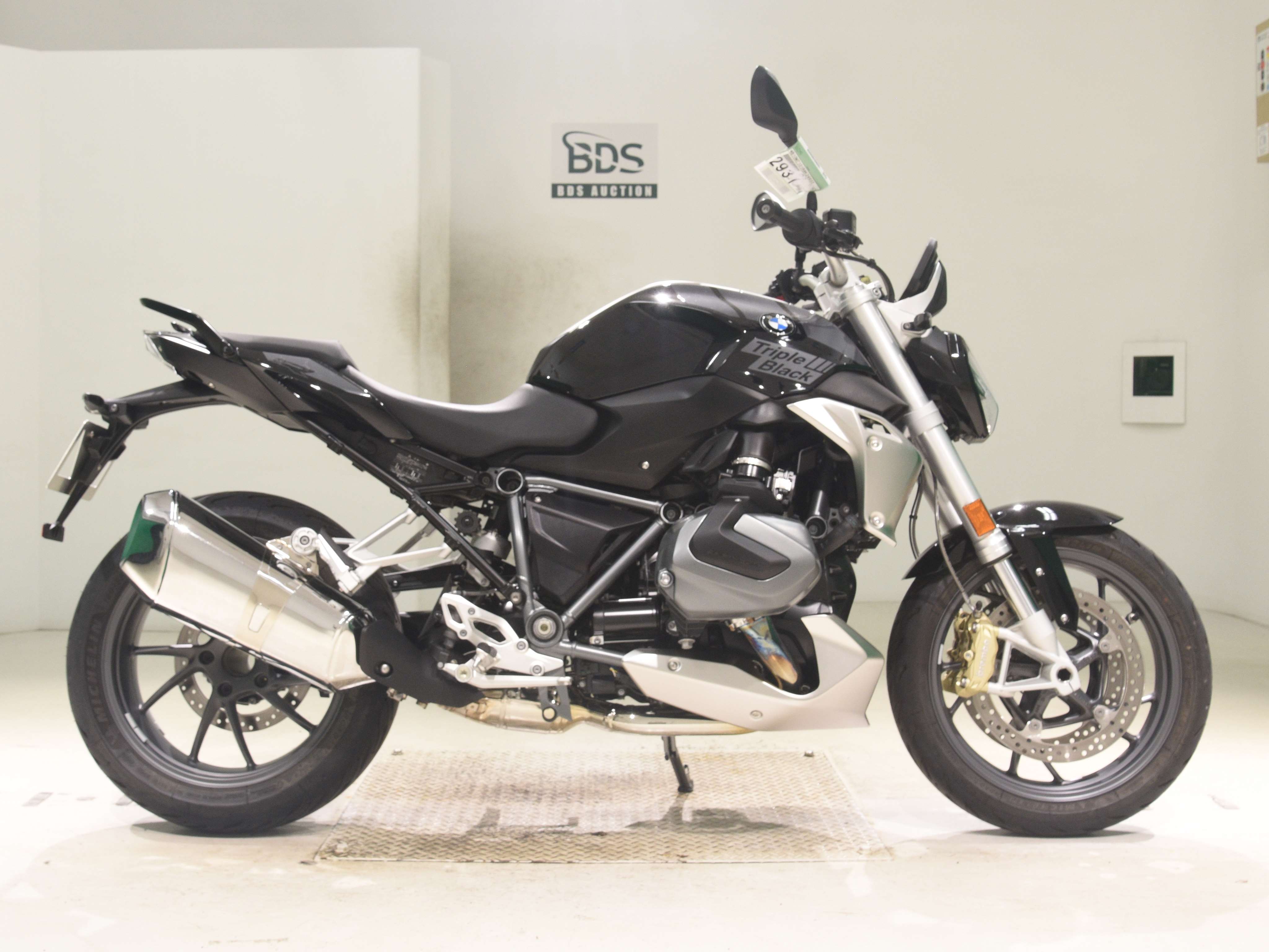 BMW R1250R