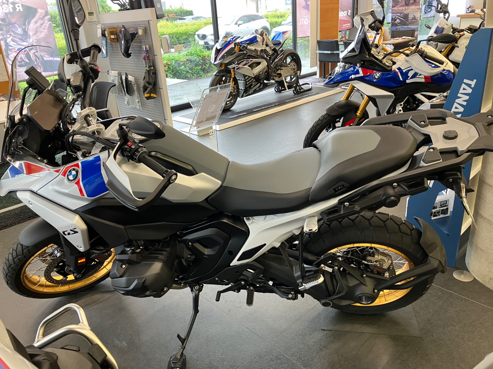 BMW R1300GS ASA — фото 2