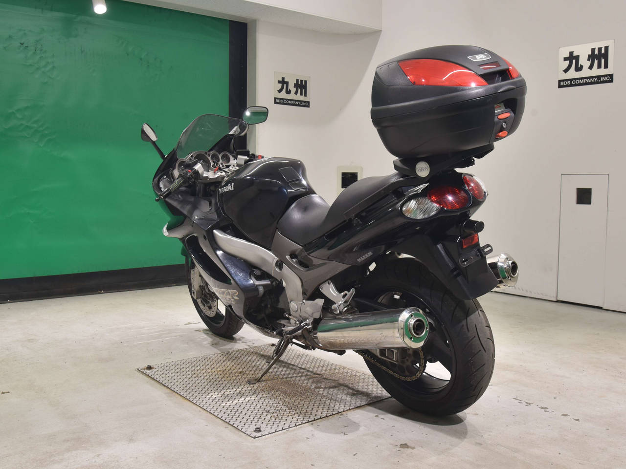2633] Kawasaki ZZ-R1200 - ZXT20C-006535