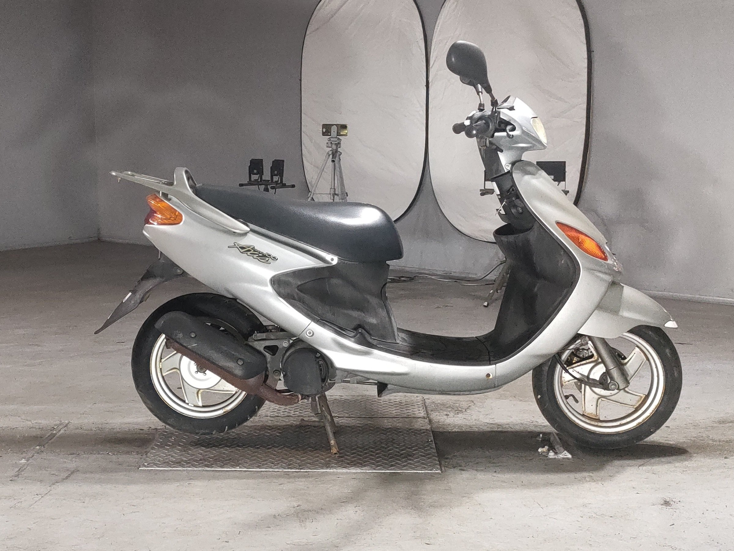 Yamaha GRAND AXIS 100