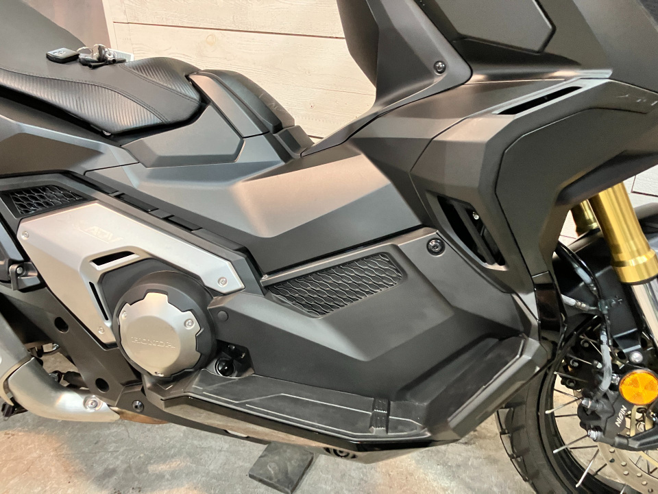 Honda X-ADV750 — фото 15