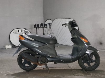 Yamaha GRAND AXIS 100