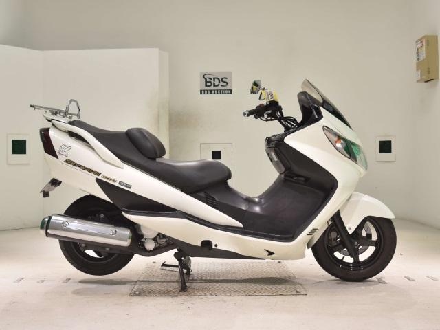 Suzuki SKYWAVE 400S