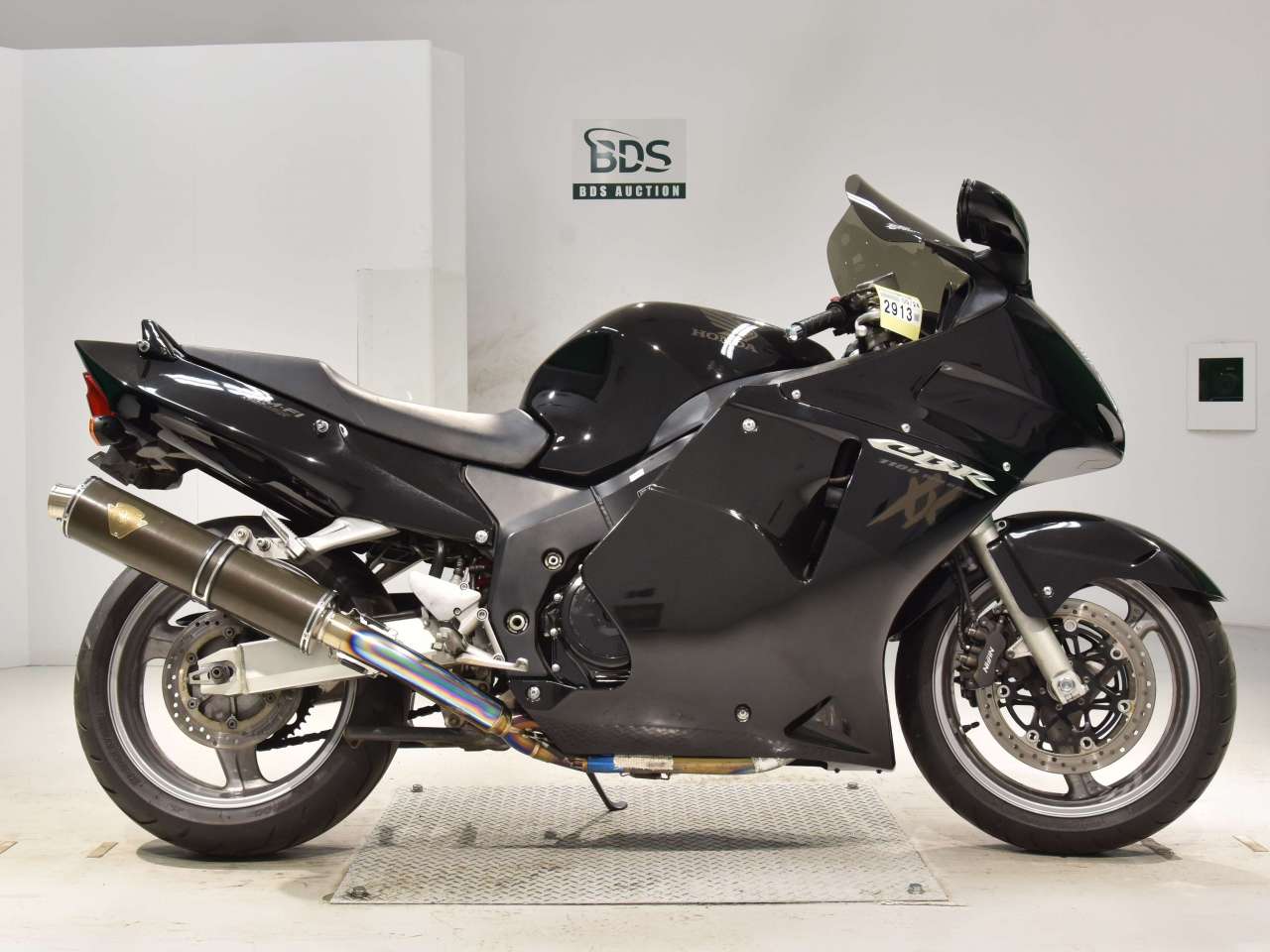 2913] Honda CBR1100XX BLACKBIRD - JH2SC35U05M800088
