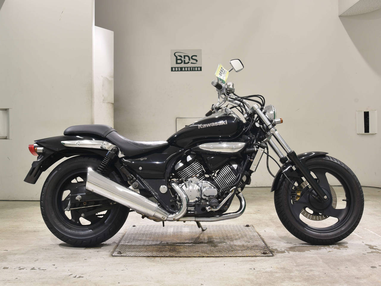 Kawasaki ELIMINATOR 250V, right