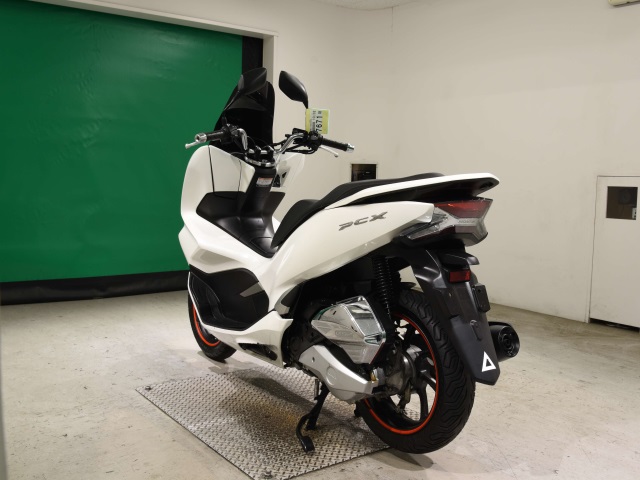 Honda PCX125-3 — фото 6