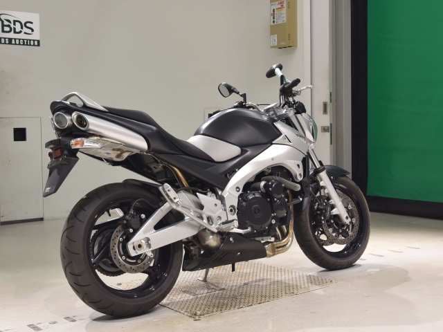 Suzuki GSR400 — фото 5