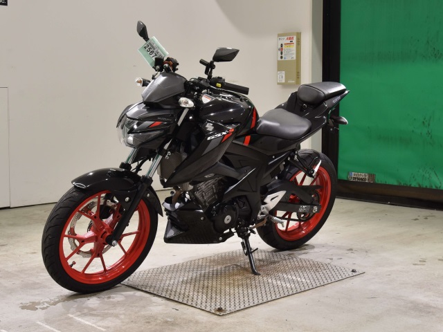 Suzuki GSX-S125 — фото 4