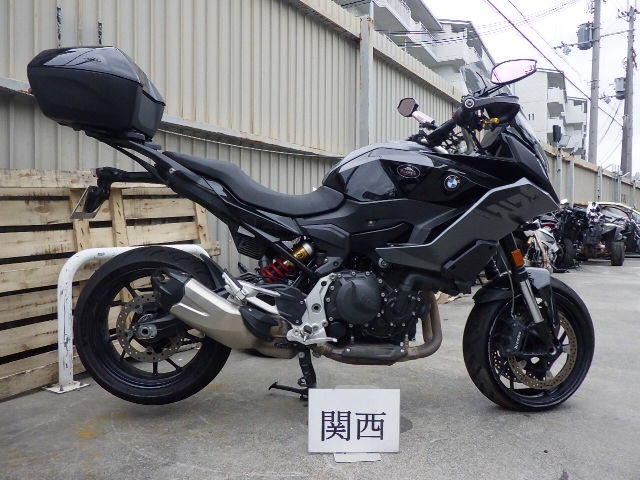 BMW F900XR