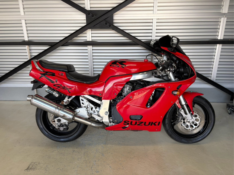 Suzuki GSX-R750