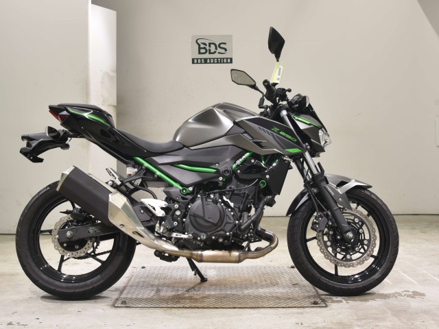 Kawasaki Z250