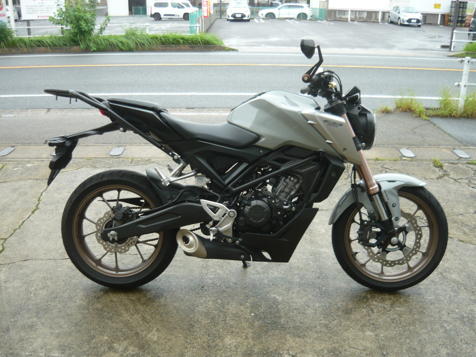 Honda CB125R