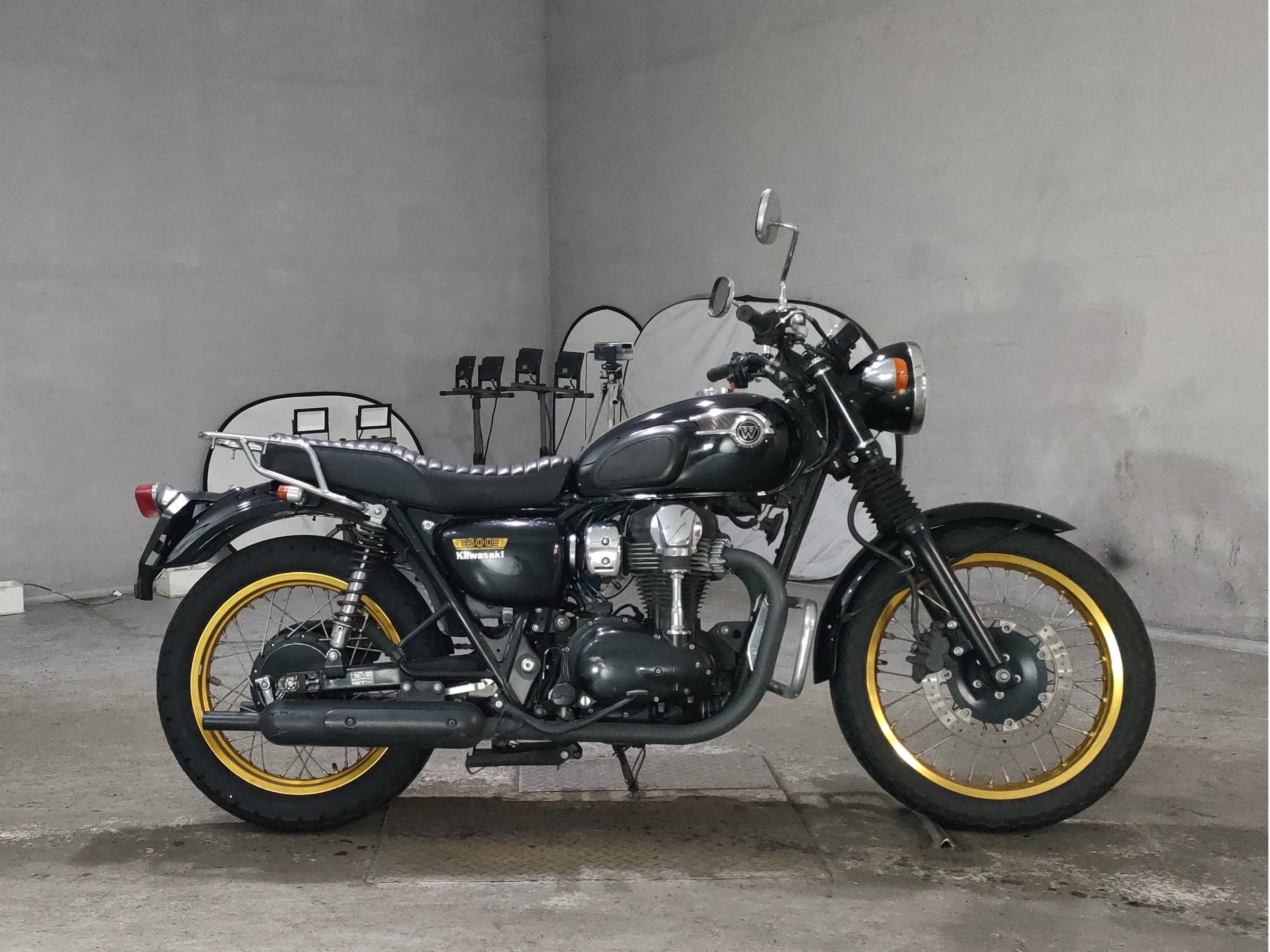 Kawasaki W800