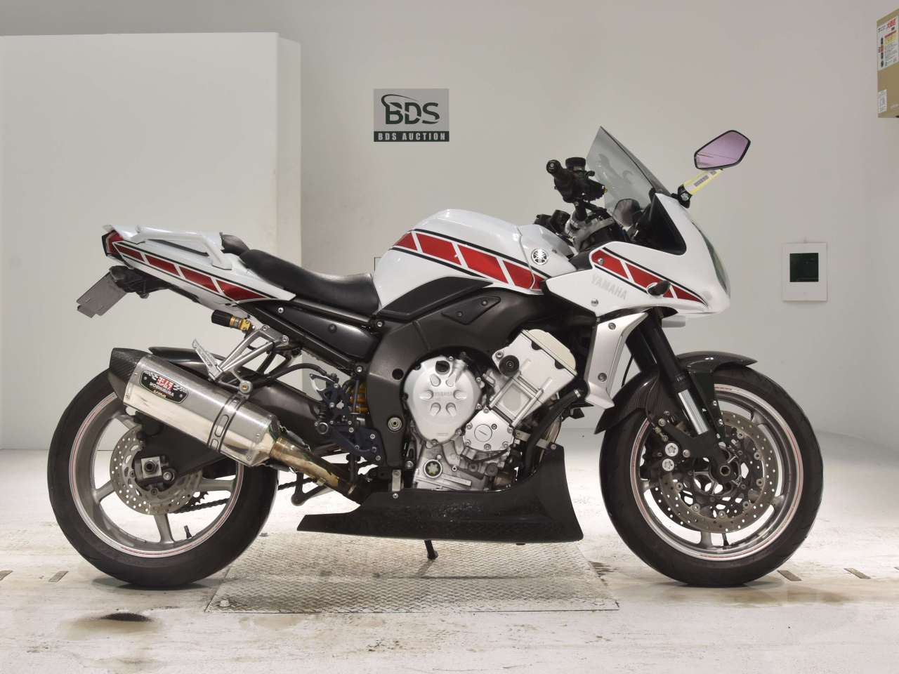 7660] Yamaha FZ1 FAZER - RN21J-000908