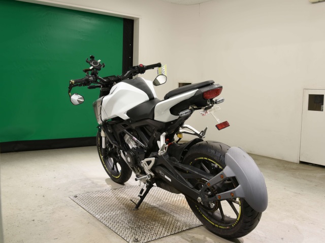 Honda CB125R — фото 6