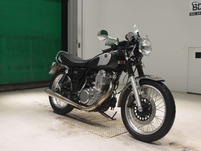 Yamaha SR400 — фото 3