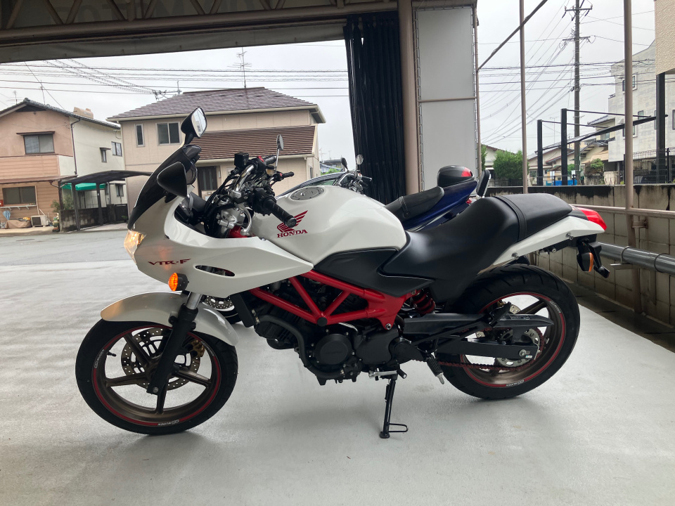 Honda VTR250F — фото 2