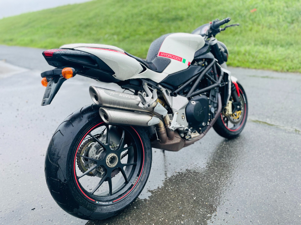 MV Agusta BRUTALE 910R — фото 3