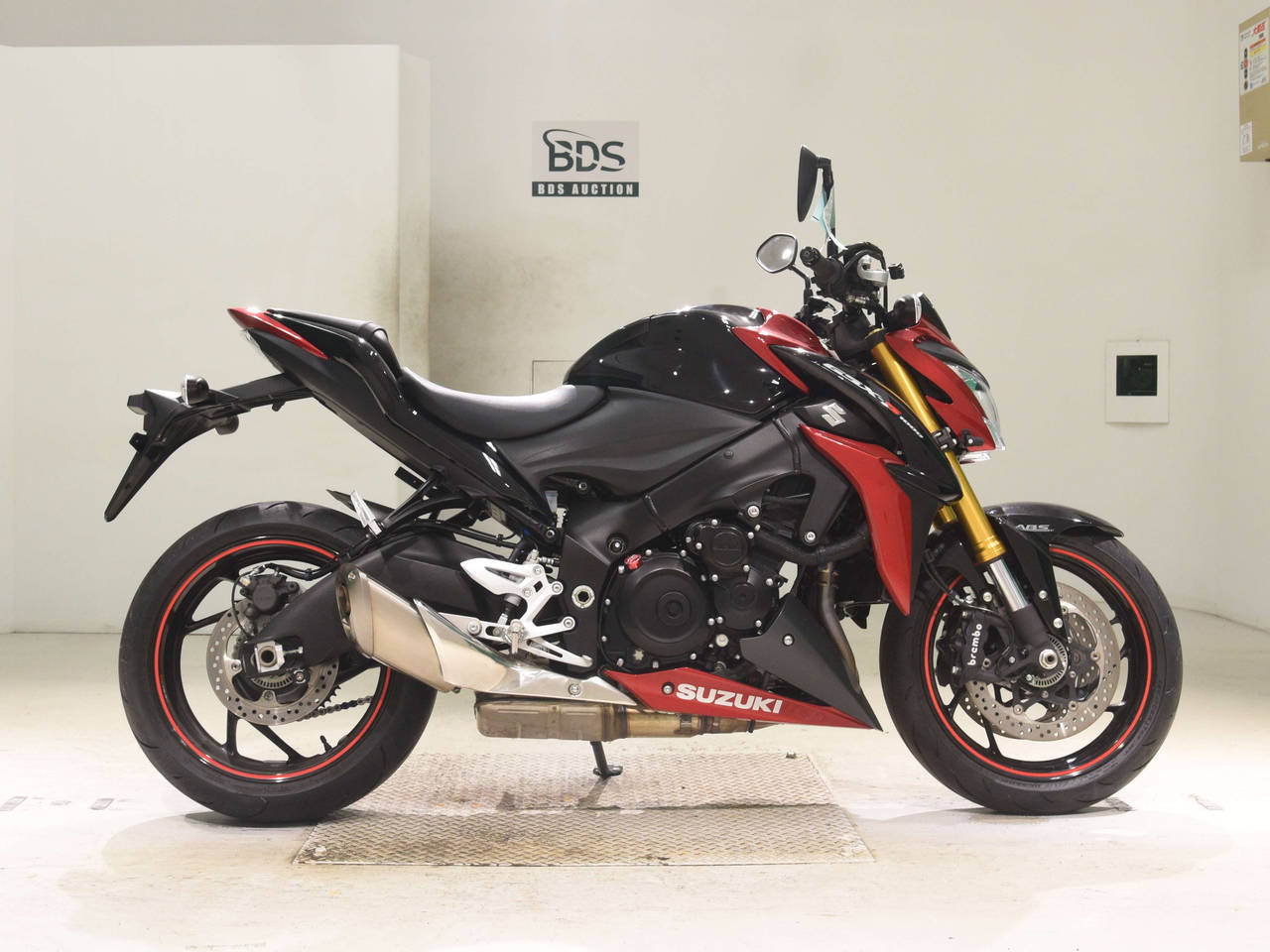 Suzuki GSX-S1000