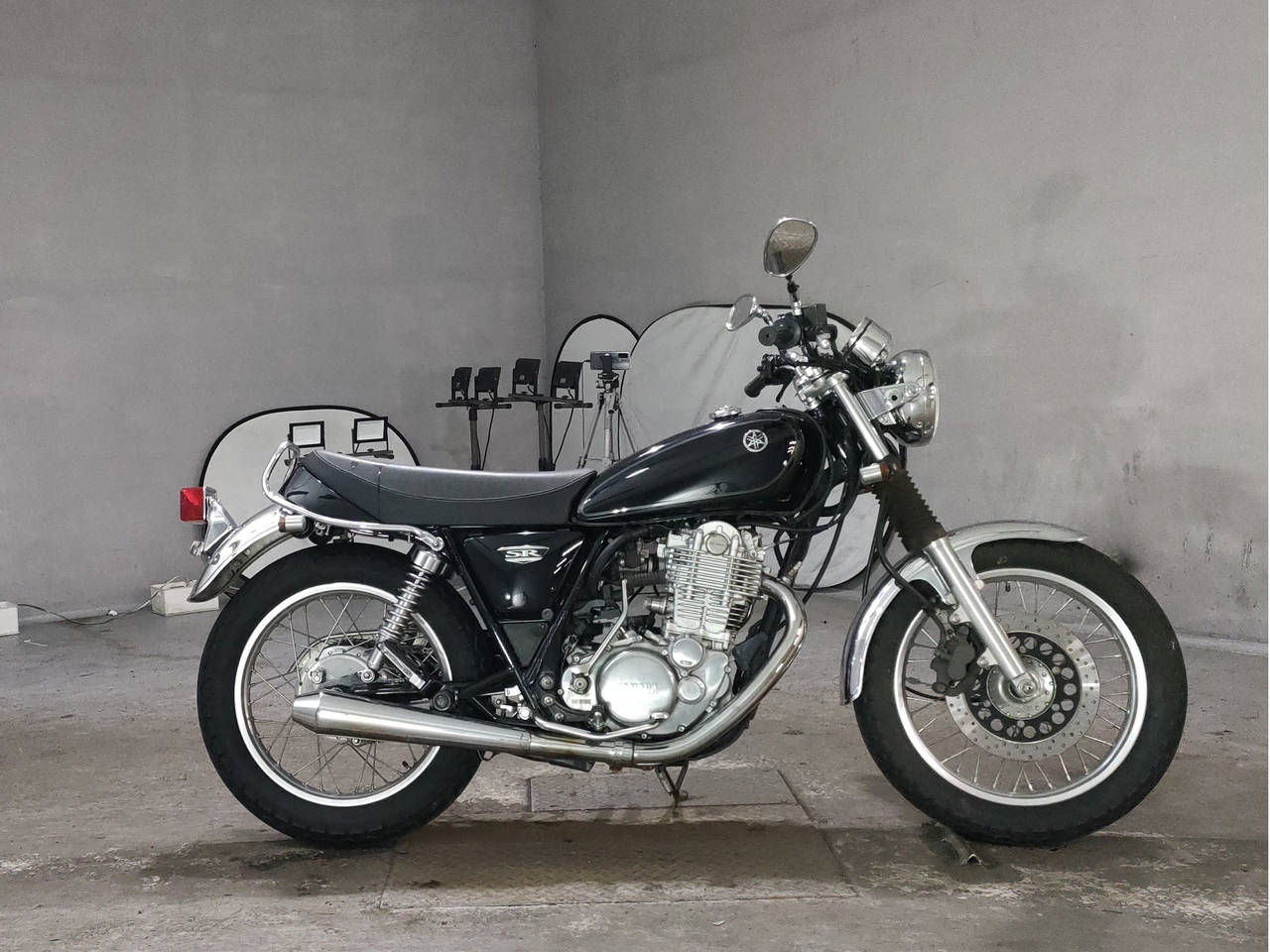 Yamaha SR400