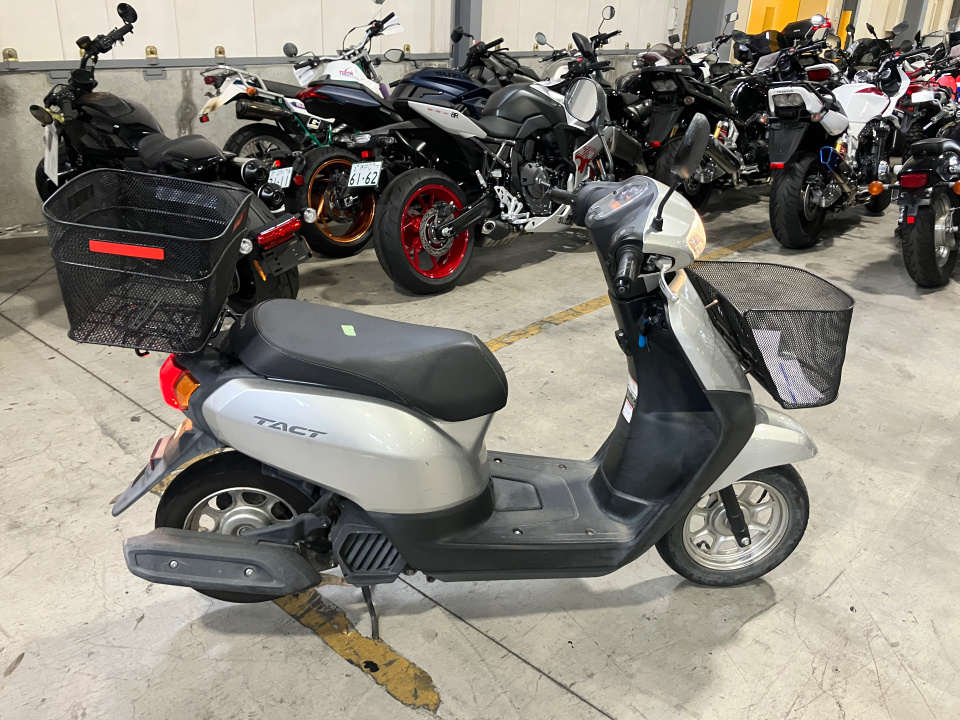 Honda TACT BASIC