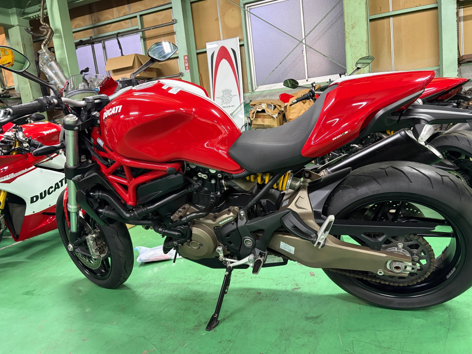 Ducati MONSTER 821 STRIPE — фото 2