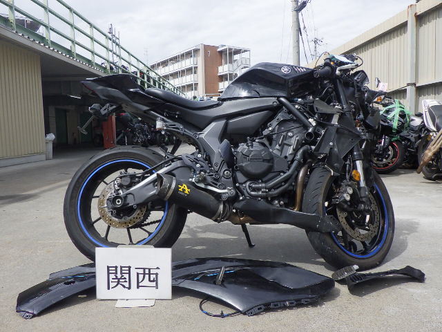 Yamaha YZF-R7-2