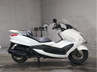 Yamaha MAJESTY250
