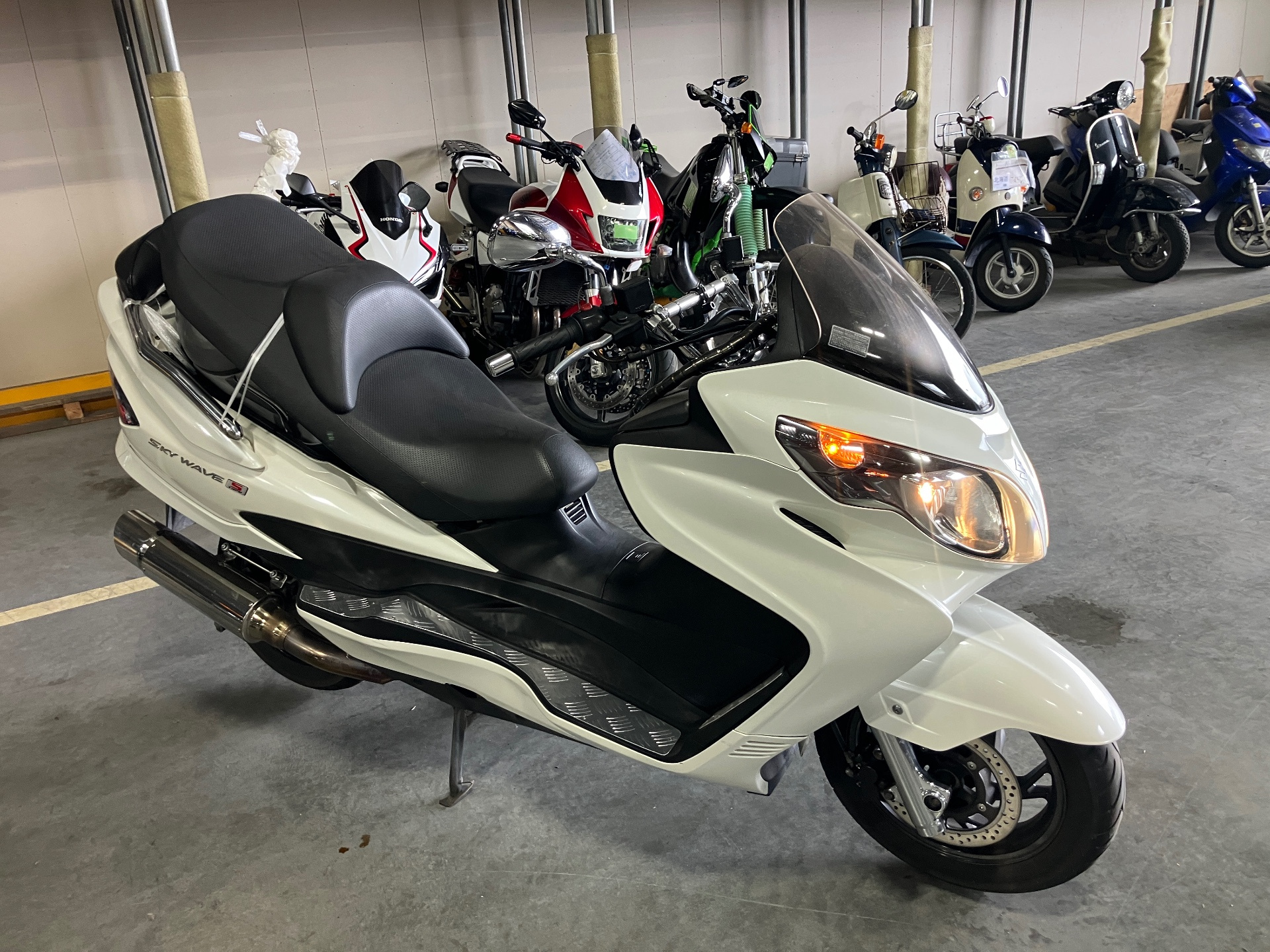 Suzuki SKYWAVE 250 TYPE S