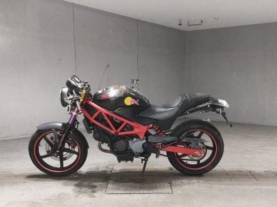 Honda VTR250 — фото 2