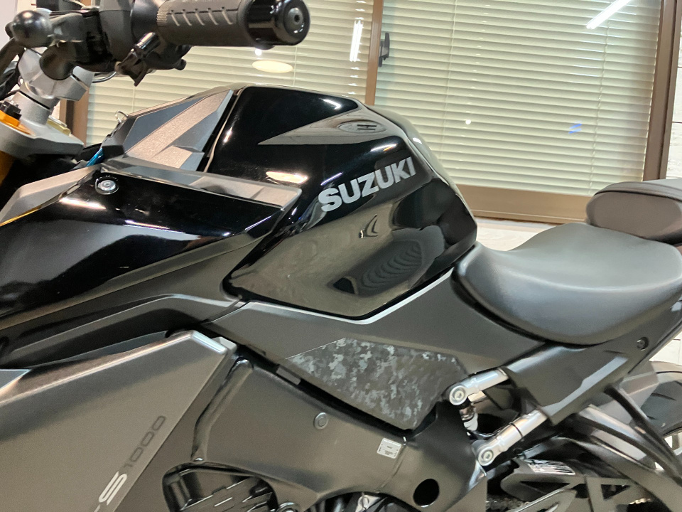 Suzuki GSX-S1000 — фото 24