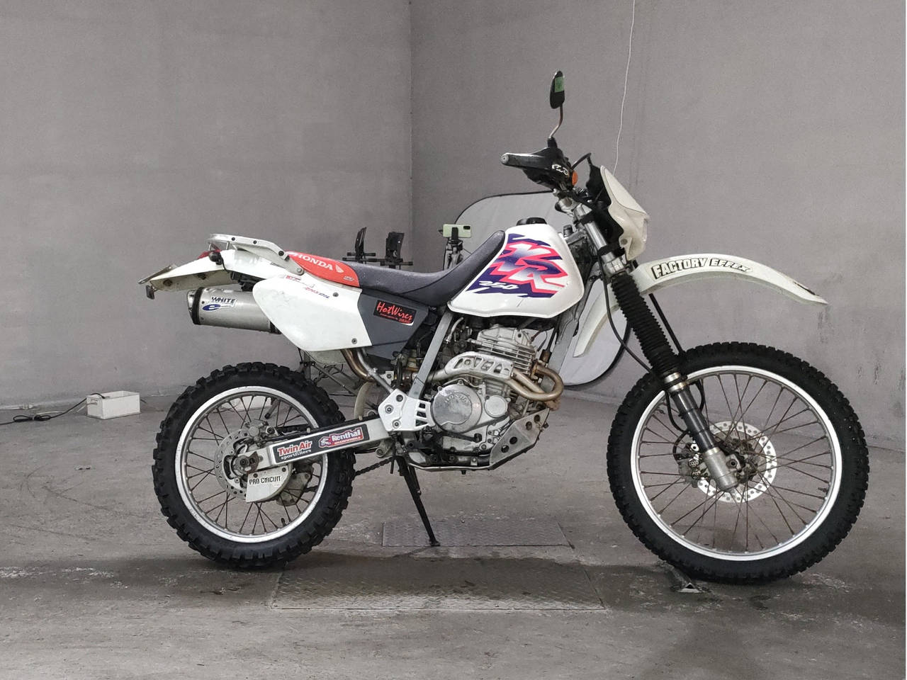 8343] Honda XR250 - MD30-1000115