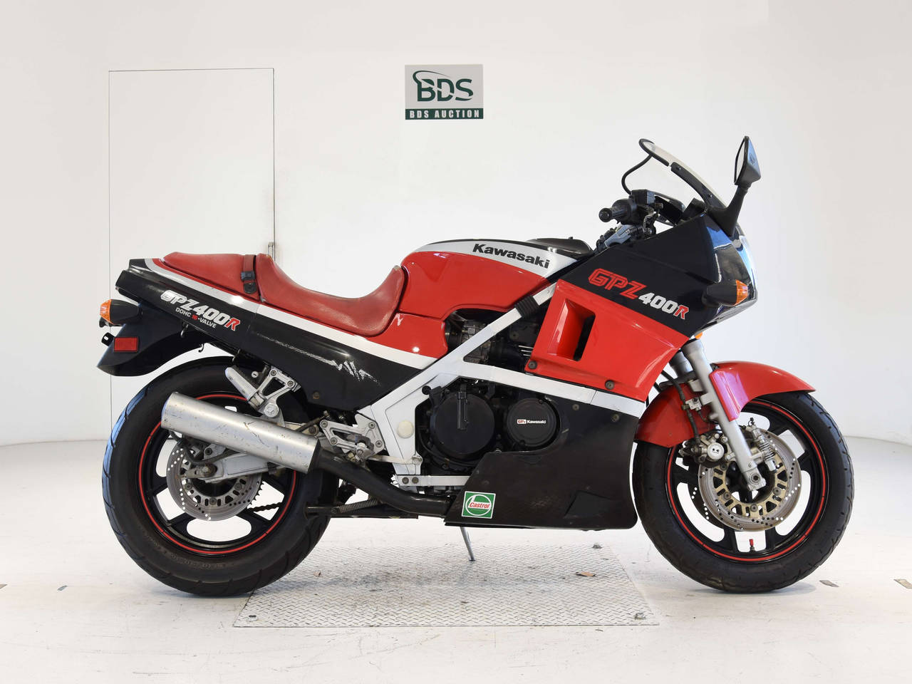 0016] Kawasaki GPZ400R - ZX400D-028294