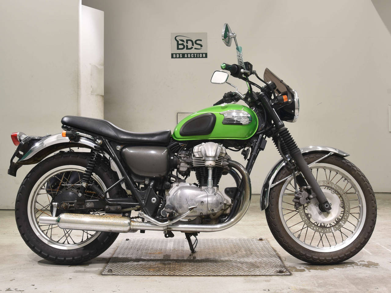 Kawasaki W400