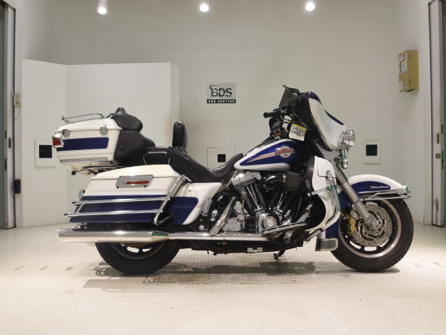 Harley-Davidson ELECTRA GLIDE FLHTCU1580