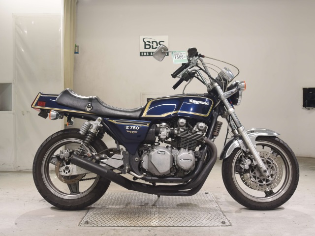 Kawasaki ZEPHYR750