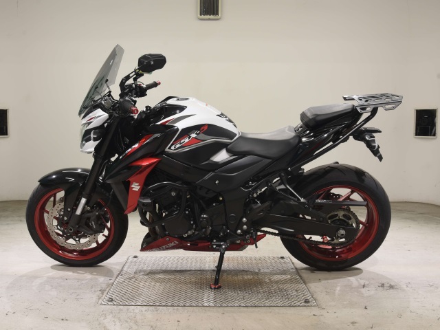 Suzuki GSX-S750 — фото 2
