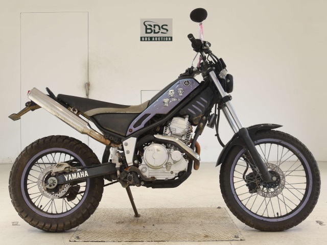 Yamaha TRICKER
